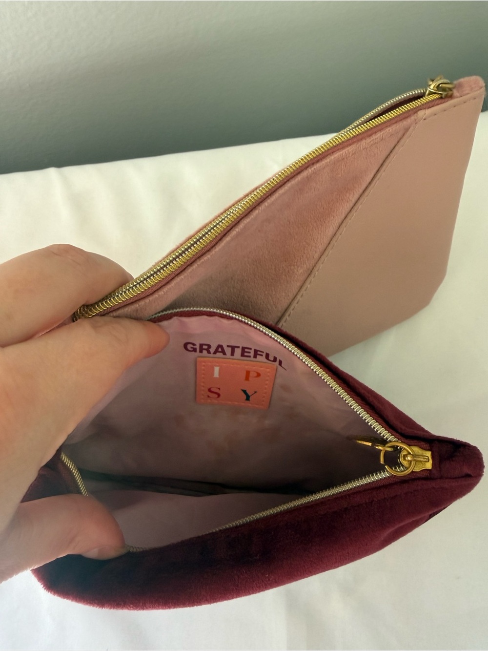 Ipsy Bags - Picture 7 of 10